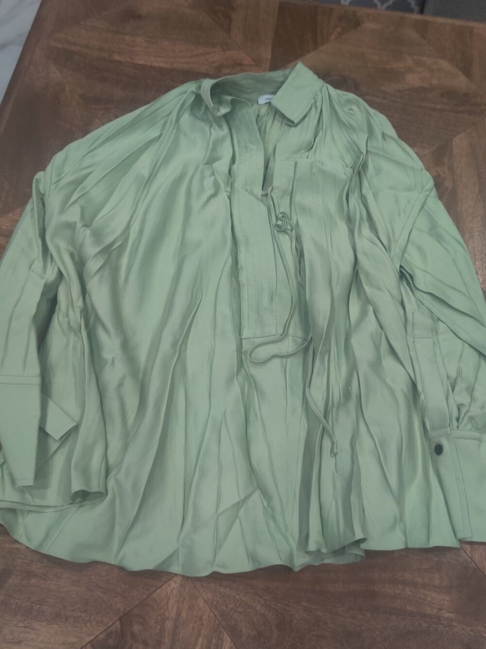 FERRAGAMO Top pleated Size XS New Oversized $2128.00